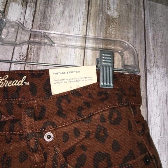 Universal Thread Vintage Stretch Leopard Straight Leg Pants - Picture 4 of 7